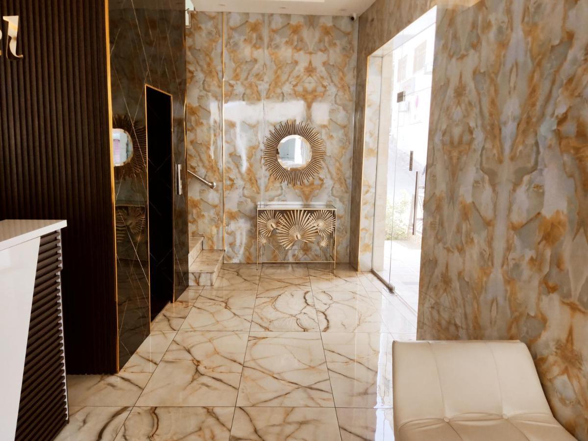 Golden Plaza Hotel Амман Экстерьер фото