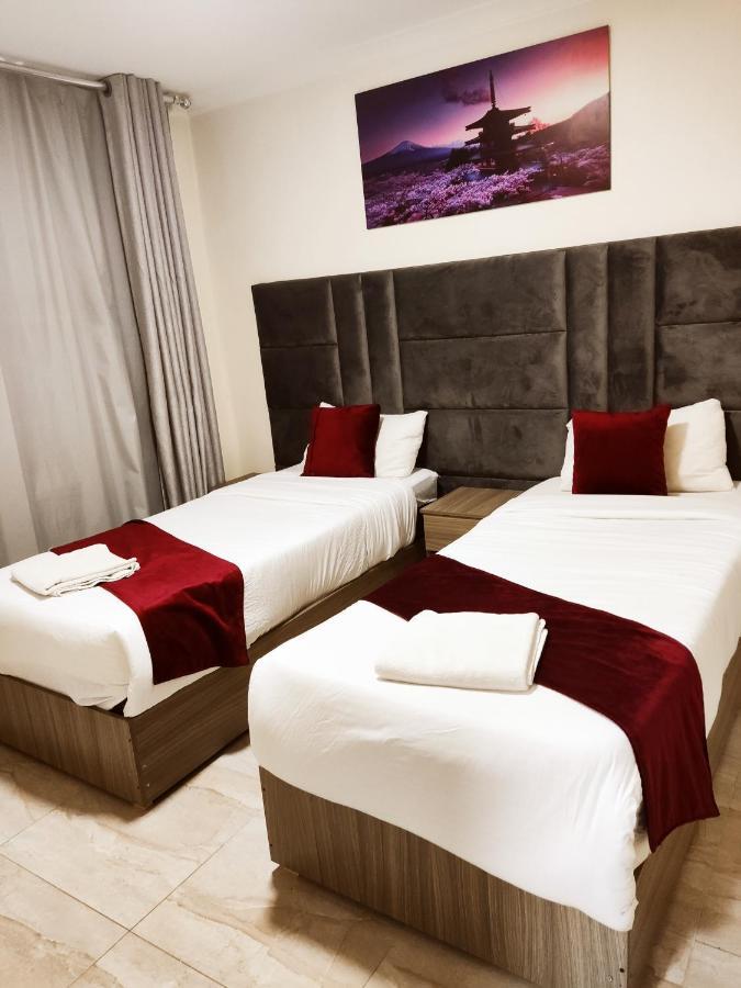 Golden Plaza Hotel Амман Экстерьер фото